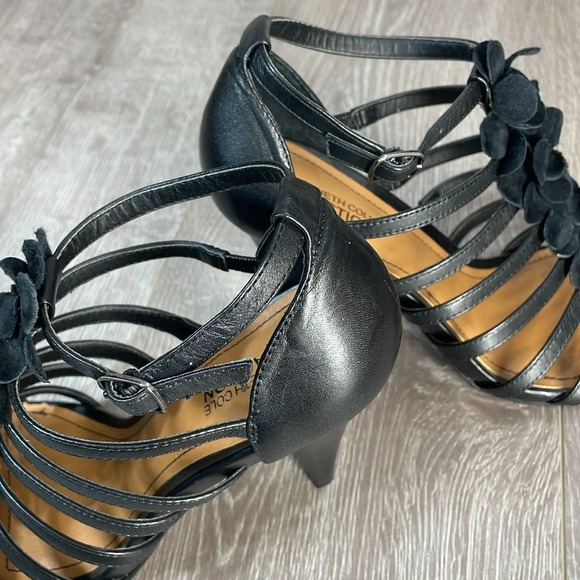 NWOT Kenneth Cole Reaction Know Show Strappy Floral Black Leather High H… - Picture 16 of 16